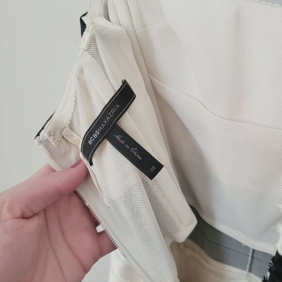 BCBGMAXAZRIA Strapless Tiered Dress in Black & White Size 2 - Picture 11 of 11